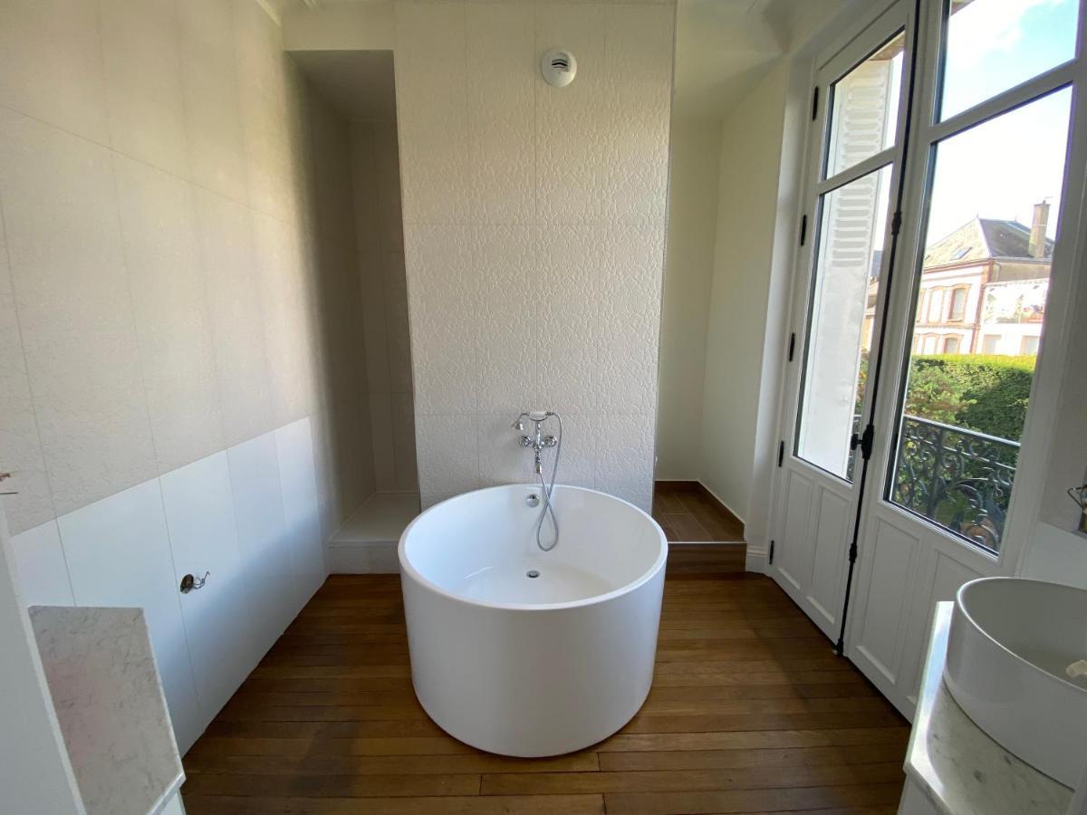 Maison Blanche Chartres - Maison D'Hotes 5 Etoiles Buitenkant foto